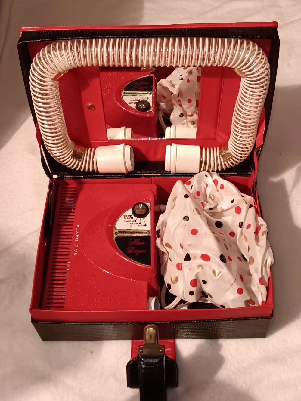 Vintage 1960's Universal Hair And Nail Dryer